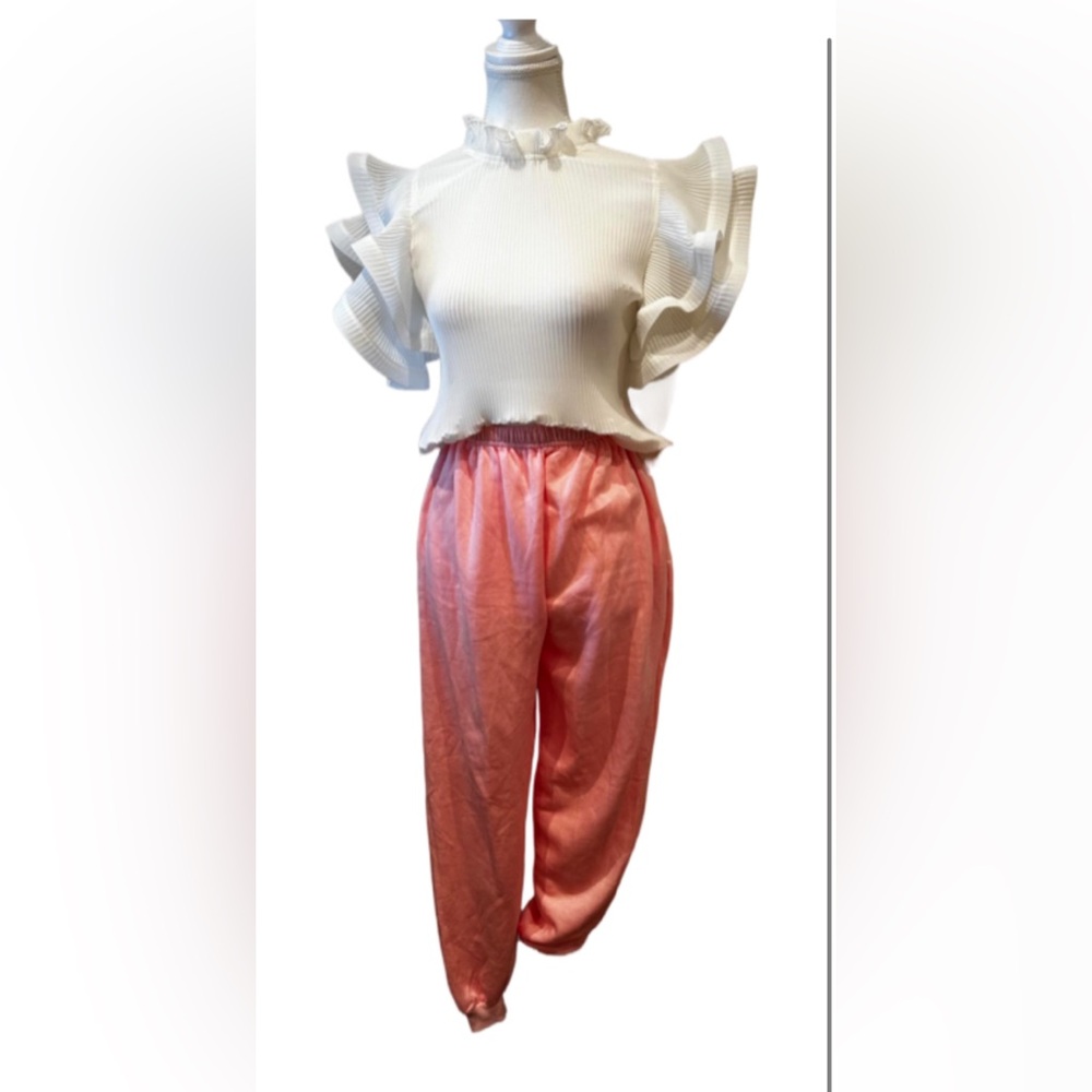 NWOT Barbie Pink Color Sweat Pants Women